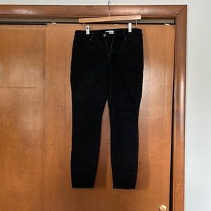 Loft Curvy Fit Skinny Black Jeans (size 28/6)
